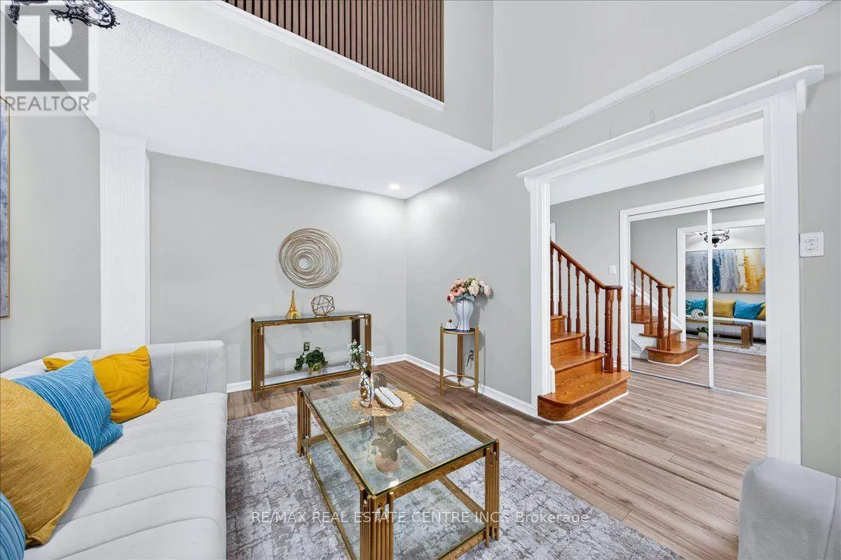 257 WRIGHT CRESCENT