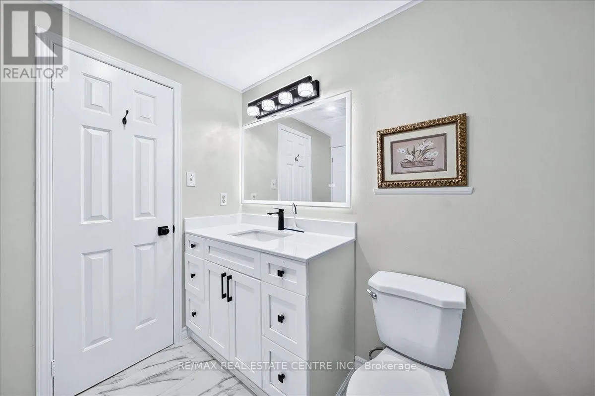 257 WRIGHT CRESCENT