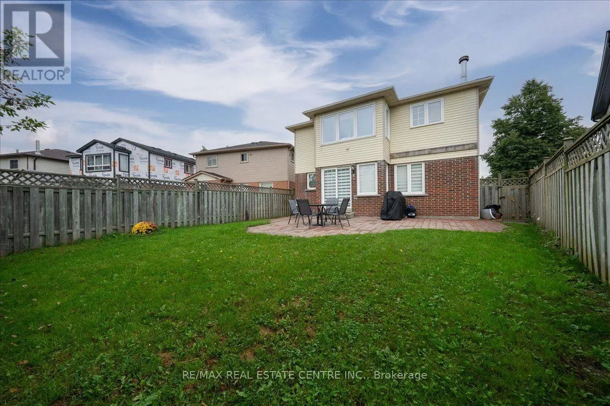 257 WRIGHT CRESCENT