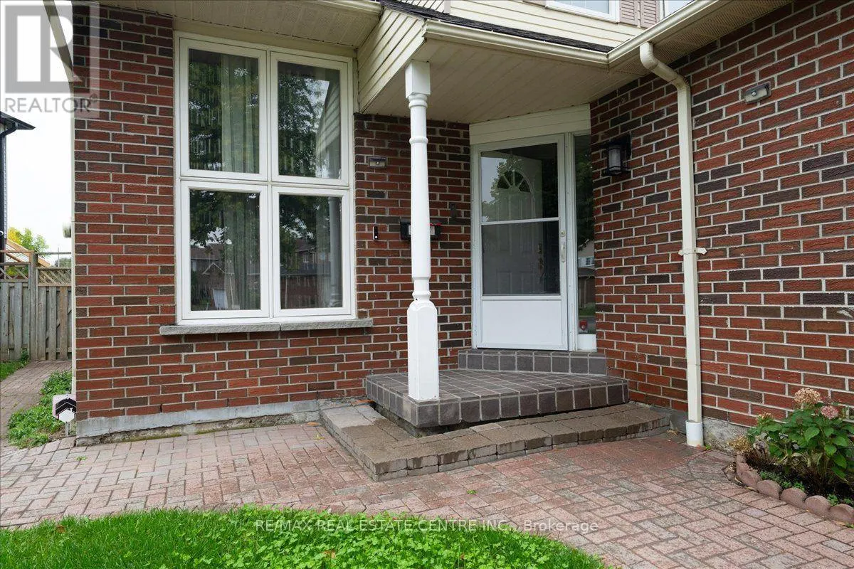 257 WRIGHT CRESCENT