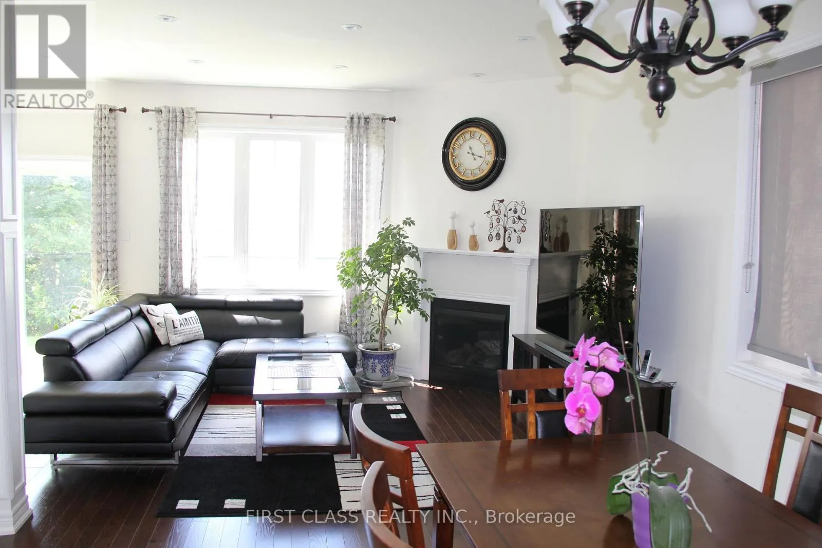 69 PROMENADE DRIVE