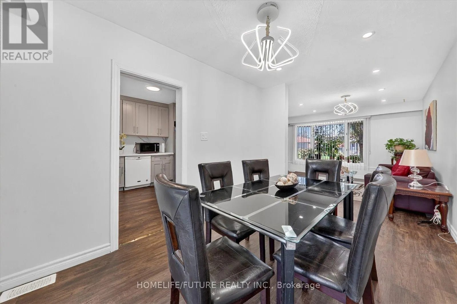 163 LABRADOR DRIVE