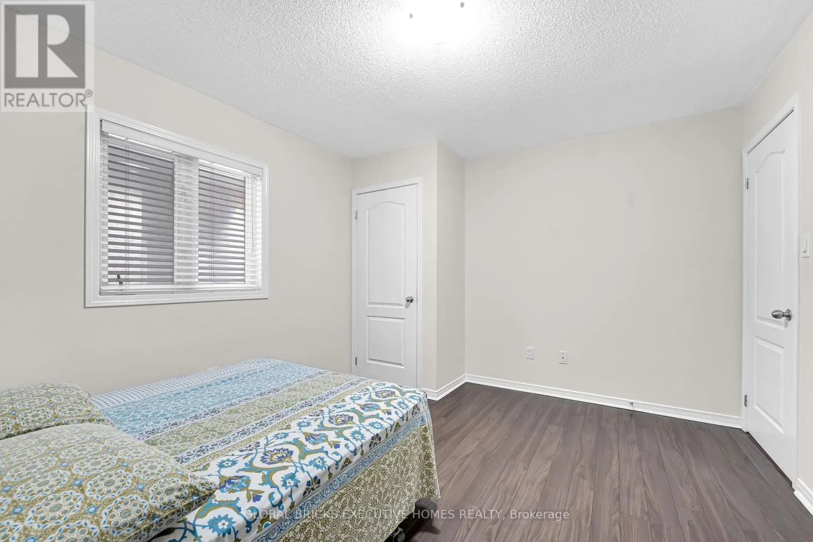 1534 SCENIC LANE DRIVE