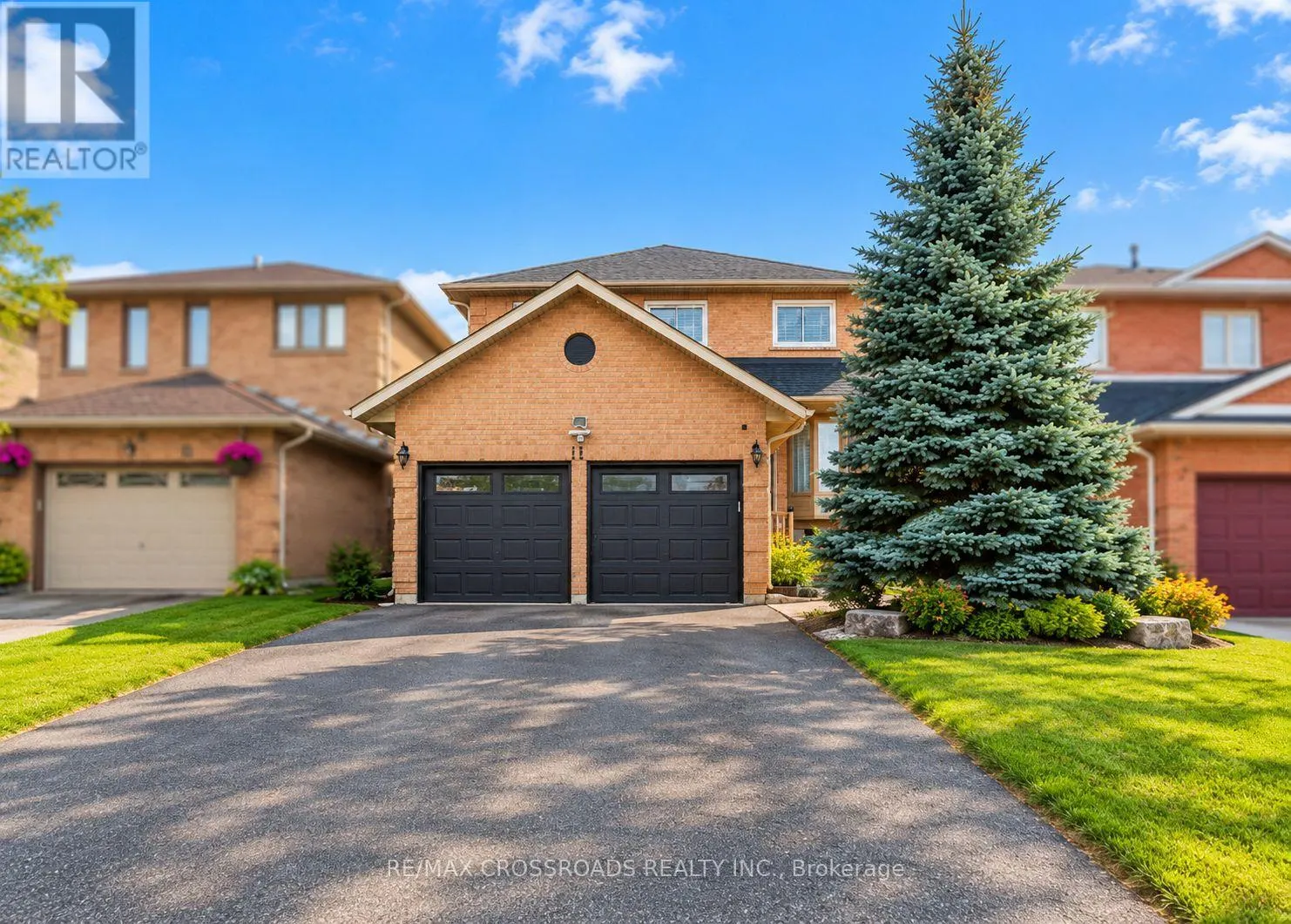 11 MURKAR CRESCENT