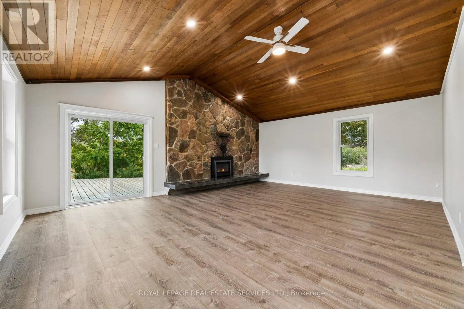 5290 OLD BROCK ROAD