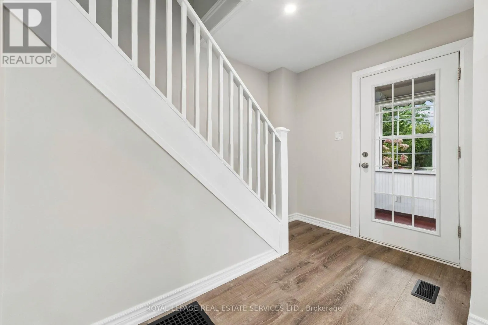 5290 OLD BROCK ROAD