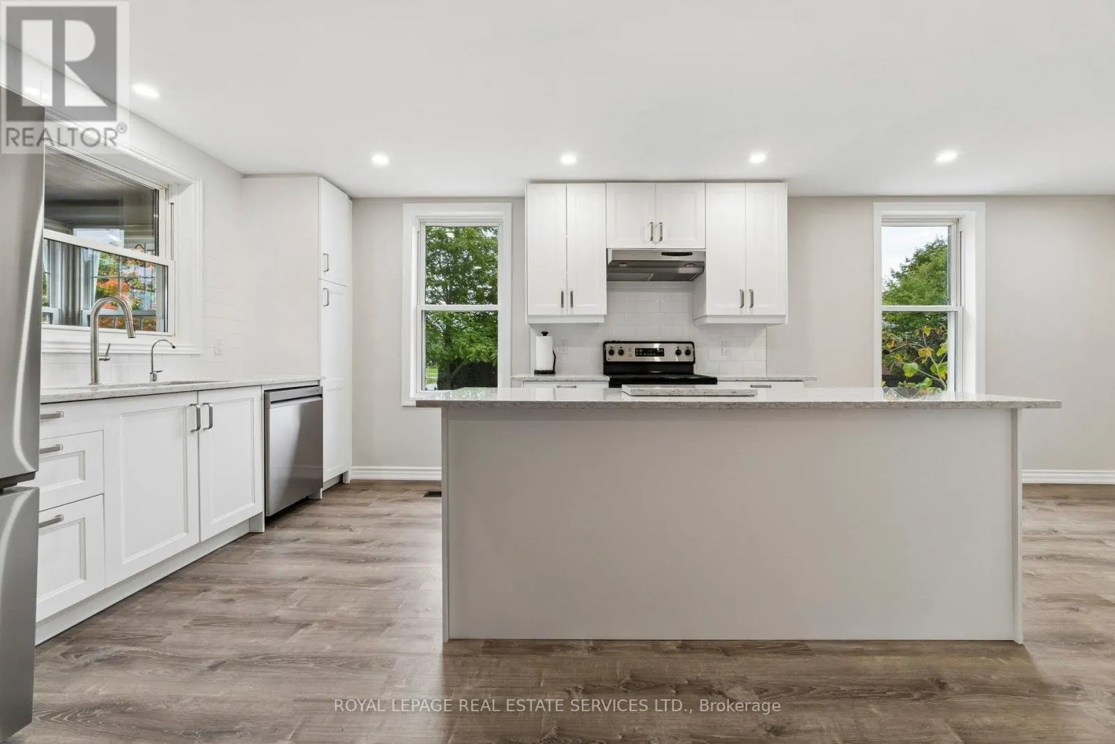 5290 OLD BROCK ROAD