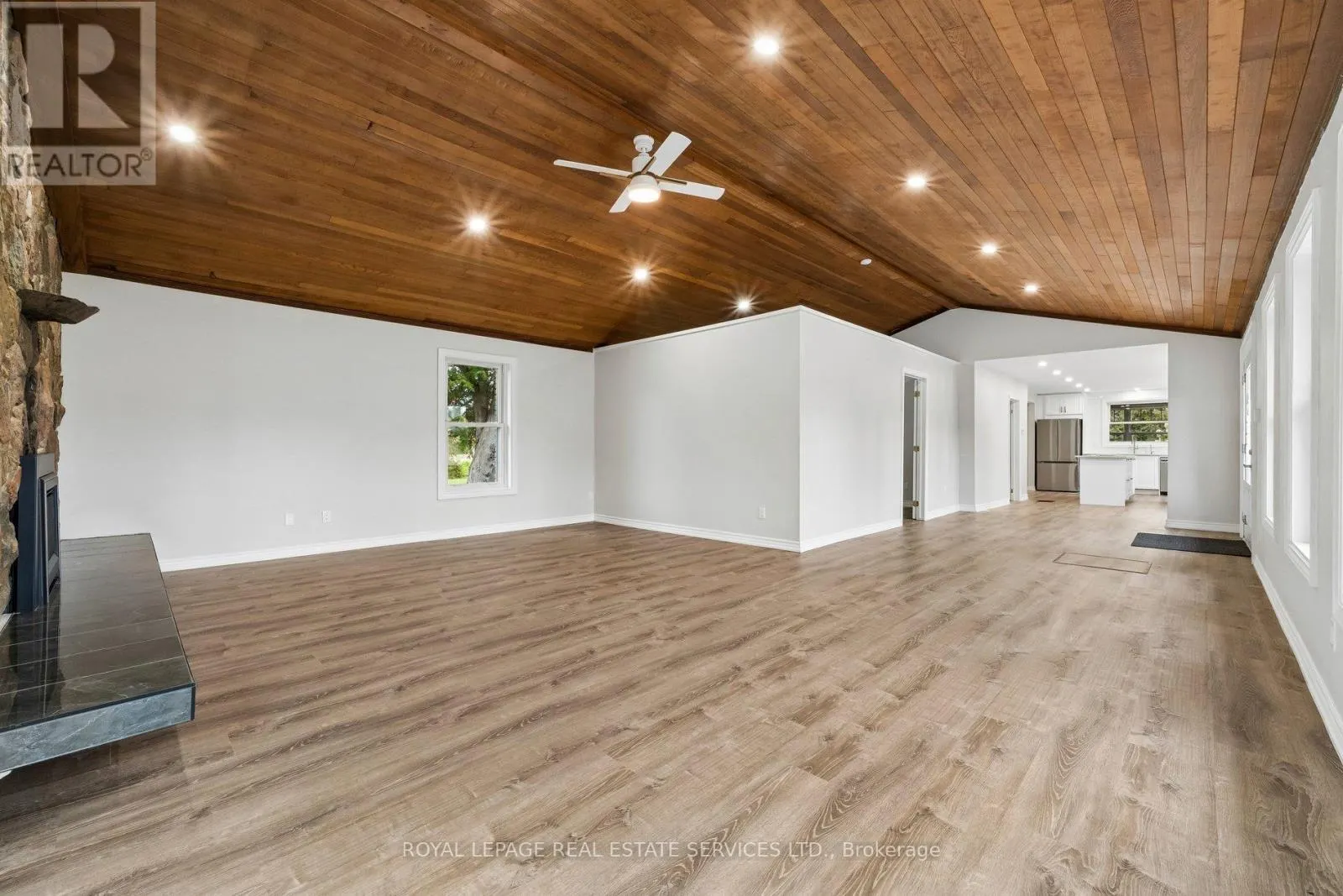 5290 OLD BROCK ROAD