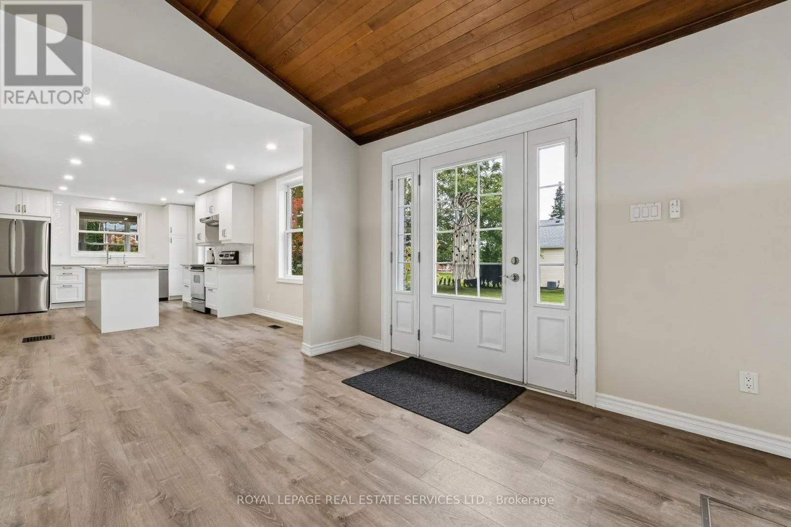 5290 OLD BROCK ROAD
