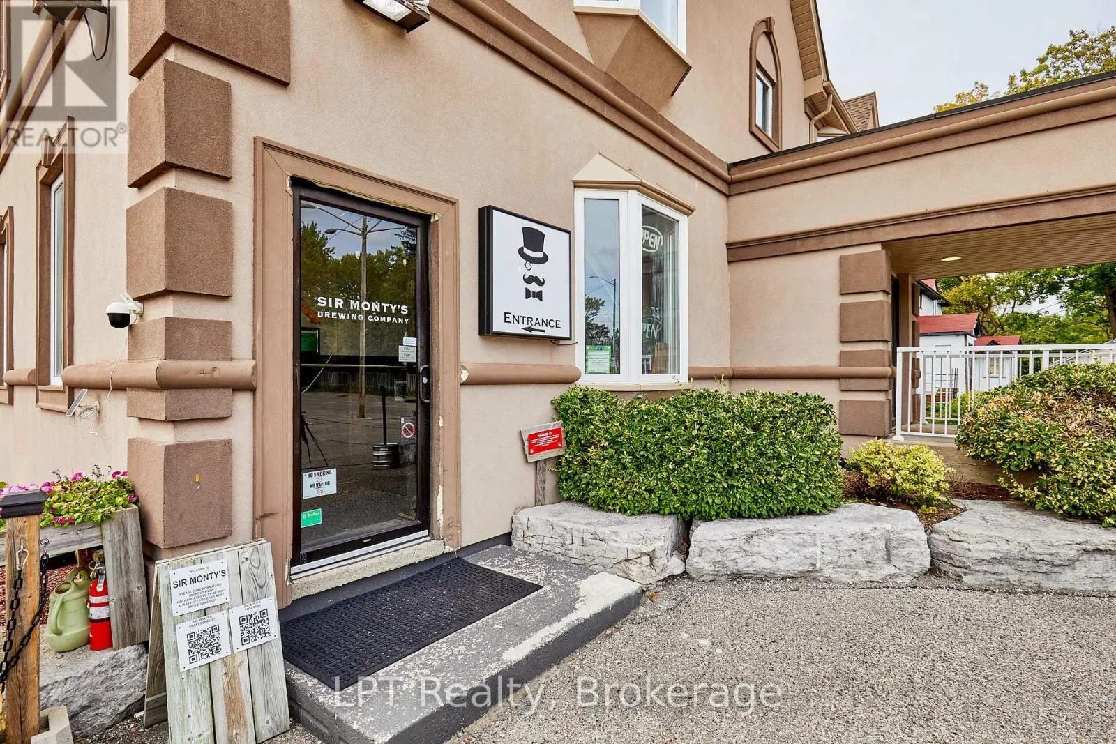 LOWER - 1540 HIGHWAY 2 HIGHWAY #Lower