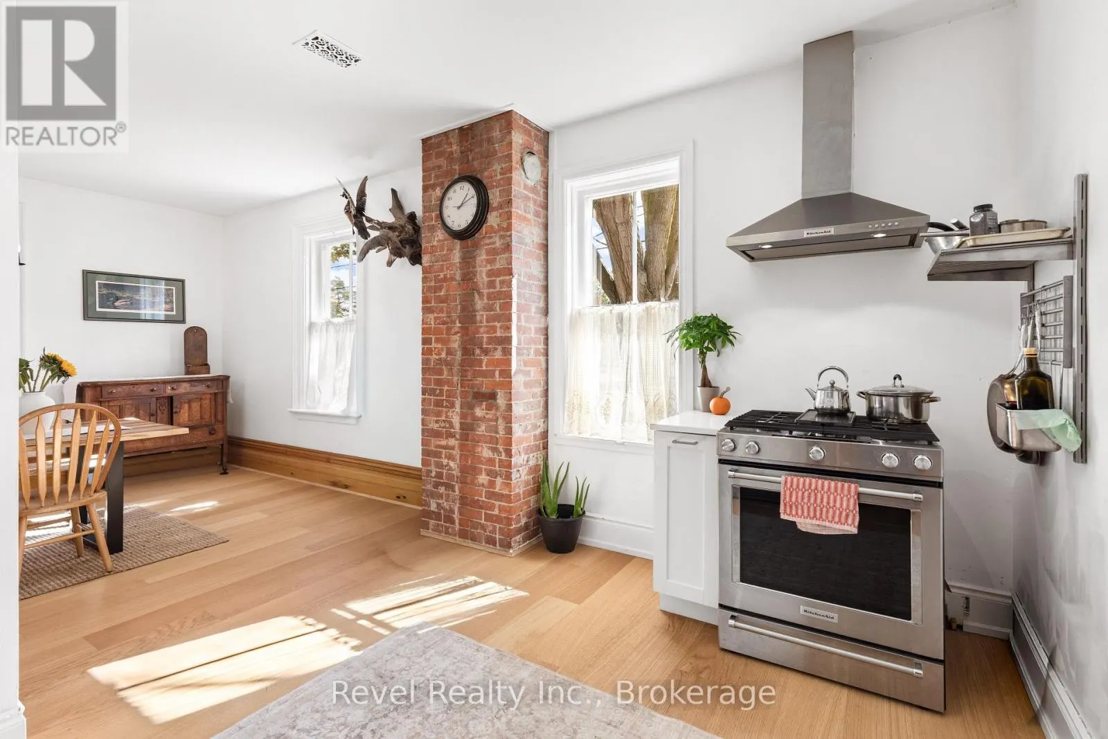 15578 SIMCOE STREET