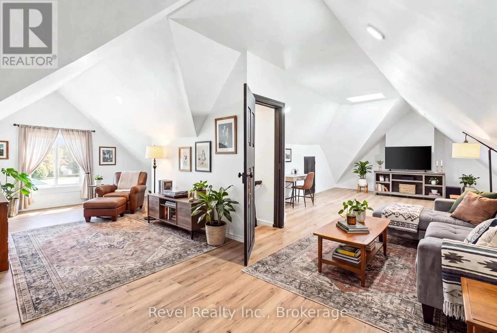 15578 SIMCOE STREET