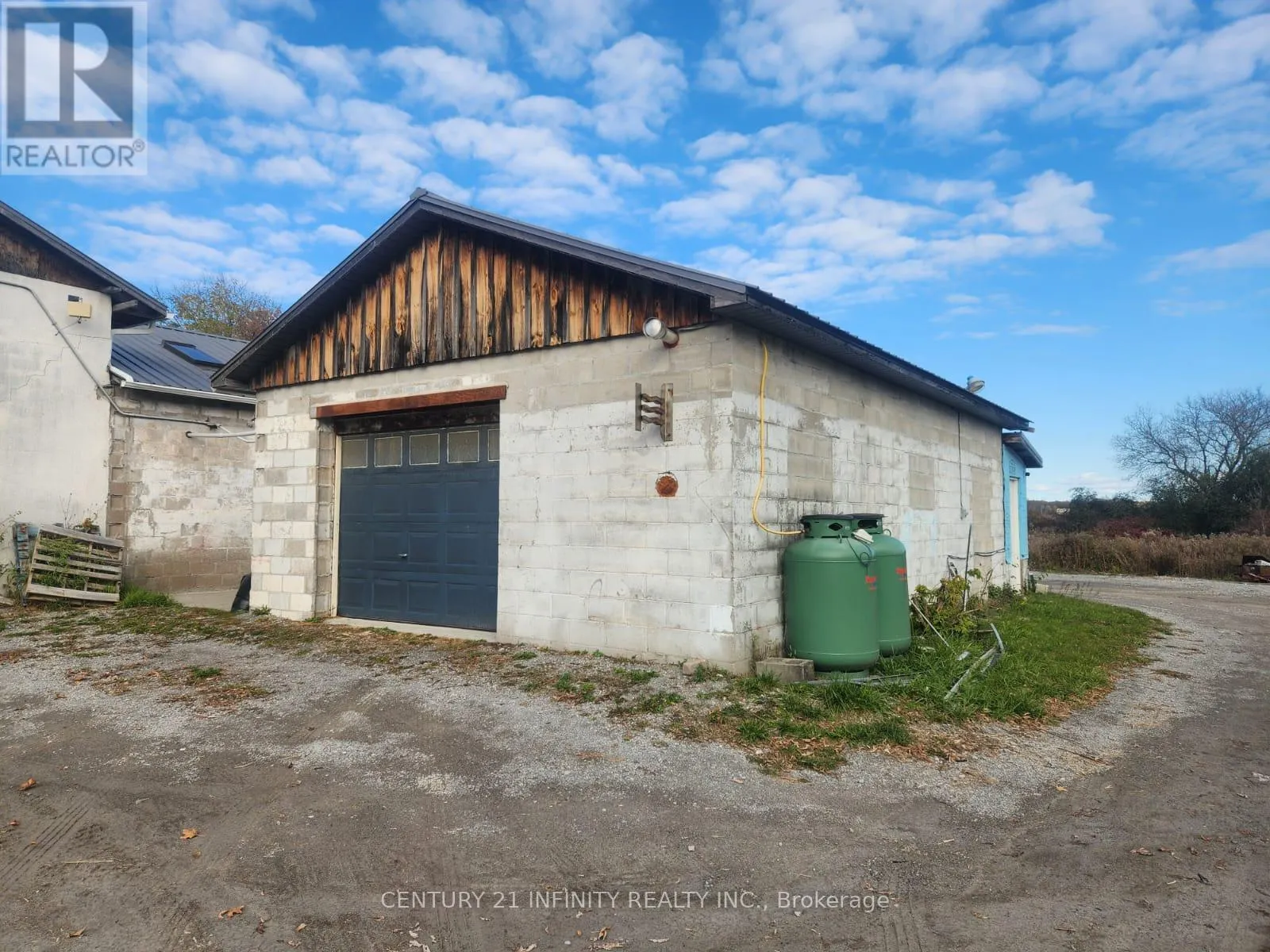 7 - 6029 OLD SCUGOG ROAD #7