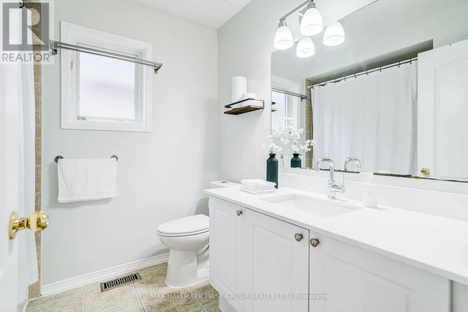 6 TANSLEY CRESCENT