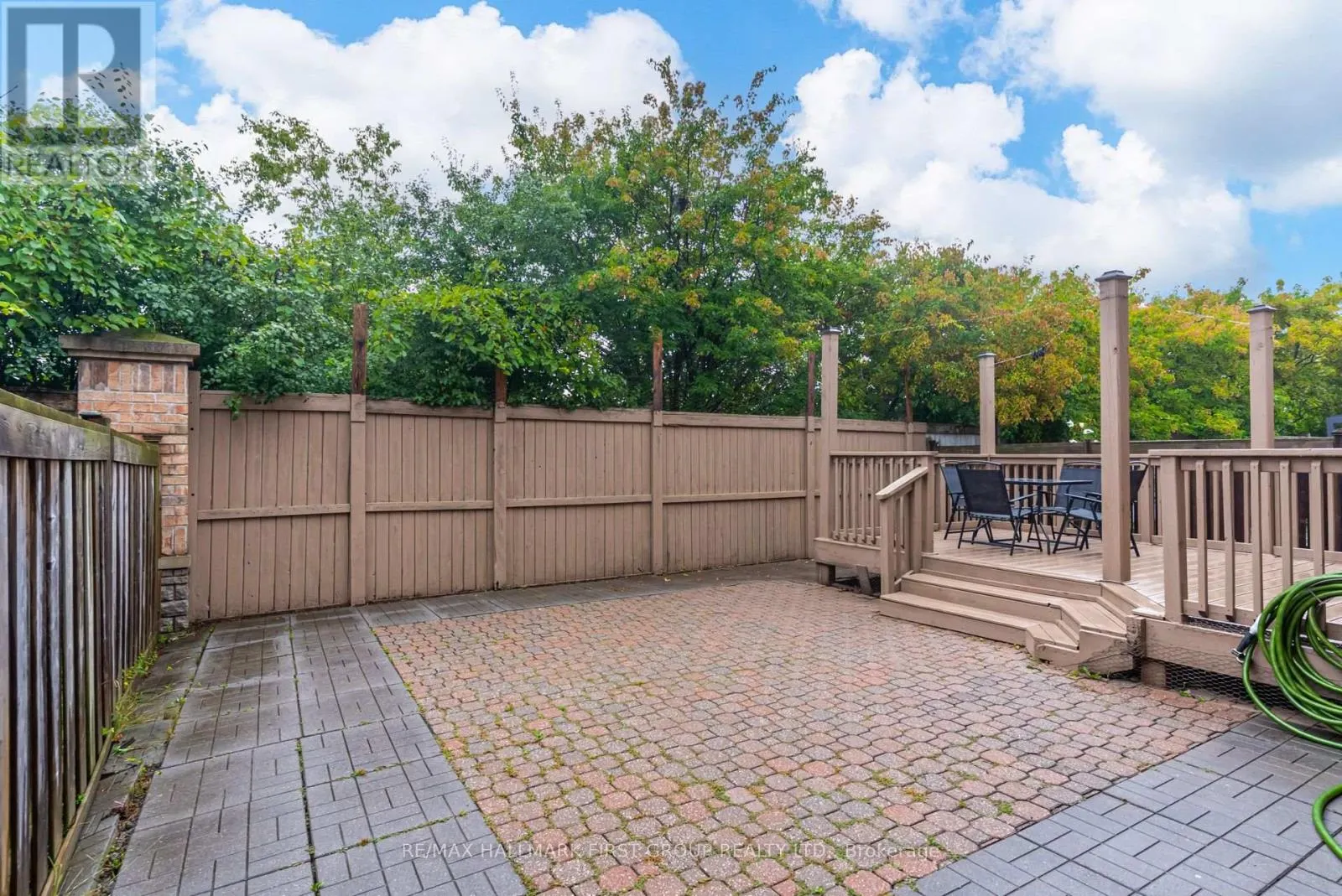 6 TANSLEY CRESCENT