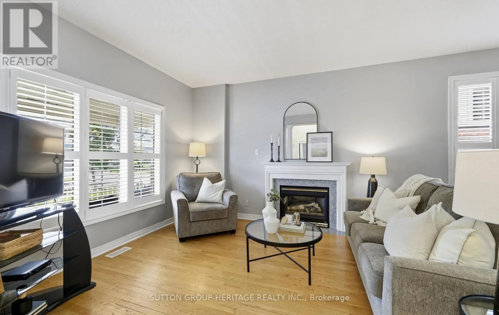 35 KIMBERLY DRIVE