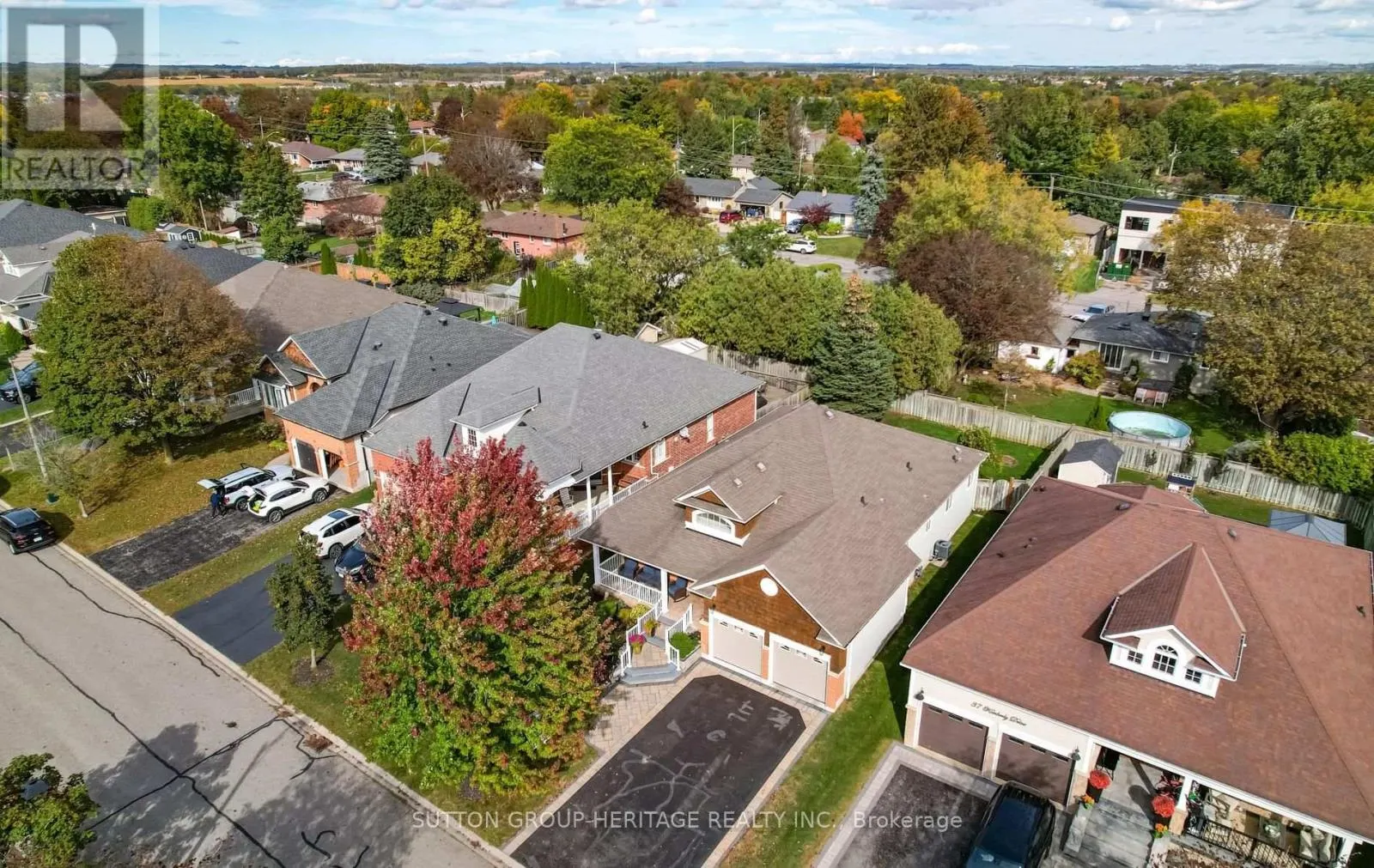 35 KIMBERLY DRIVE