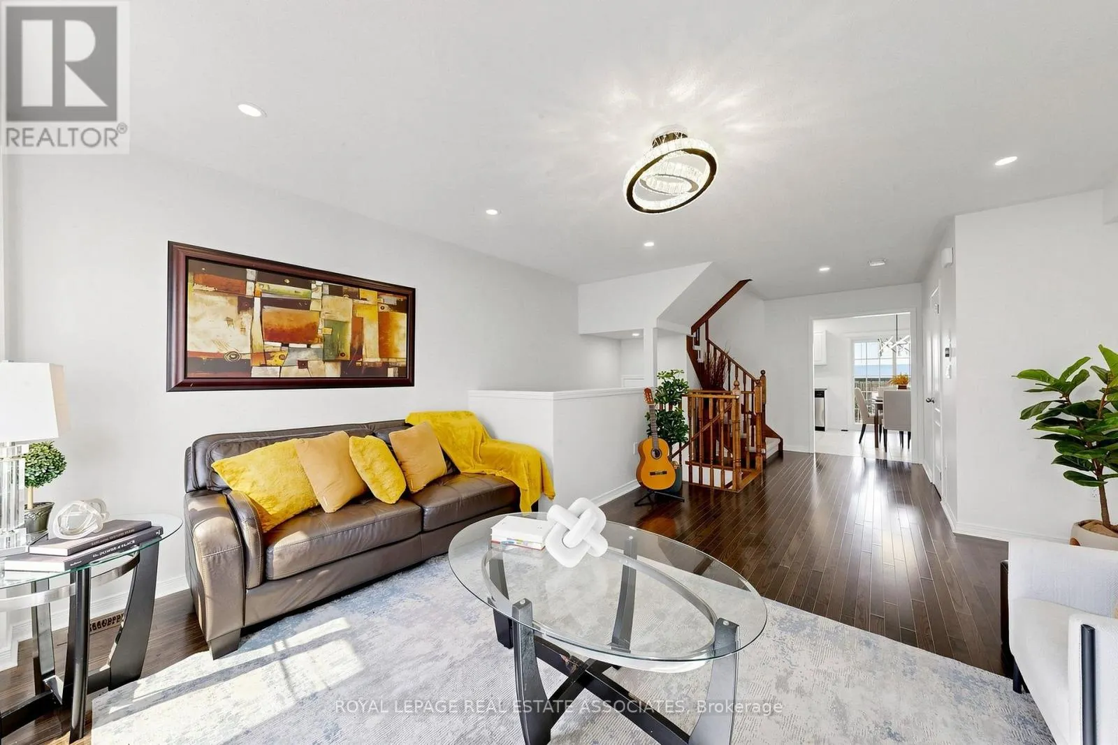 22 BENJAMIN WAY