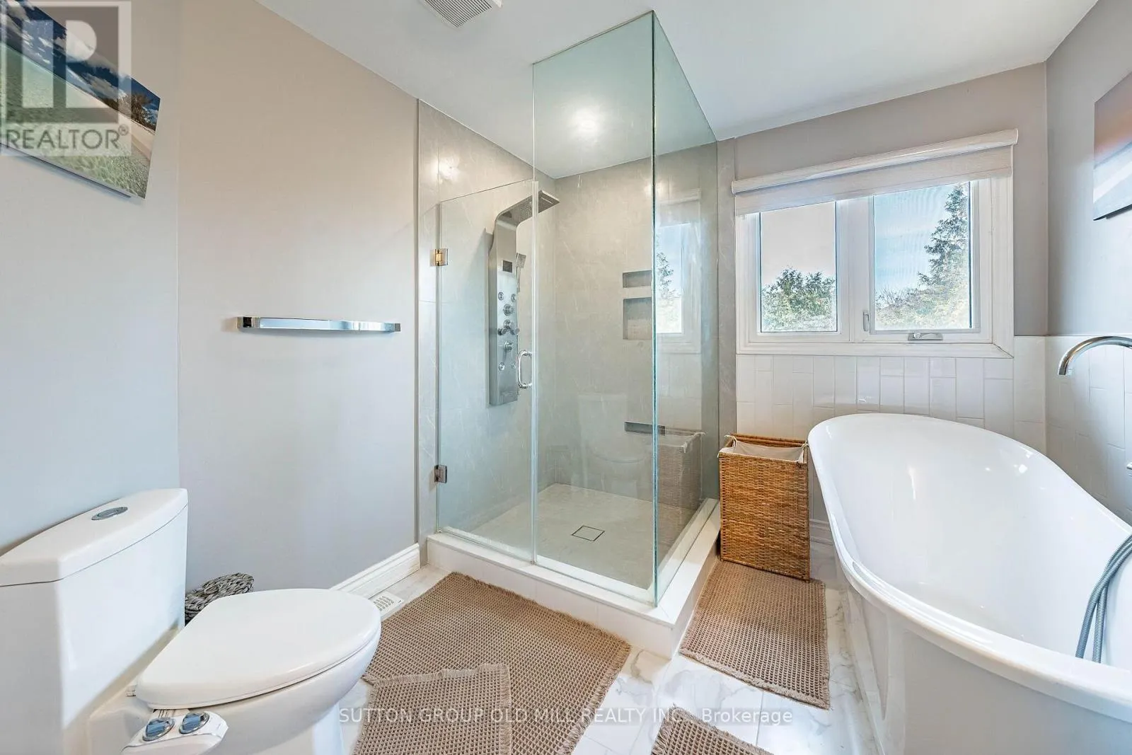 501 SUNDOWN CRESCENT