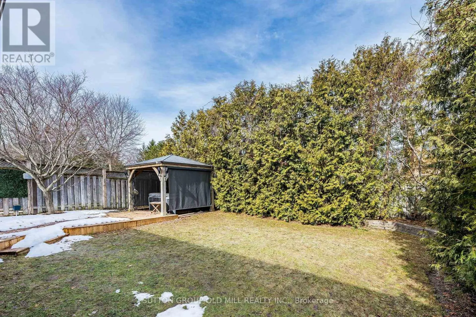 501 SUNDOWN CRESCENT