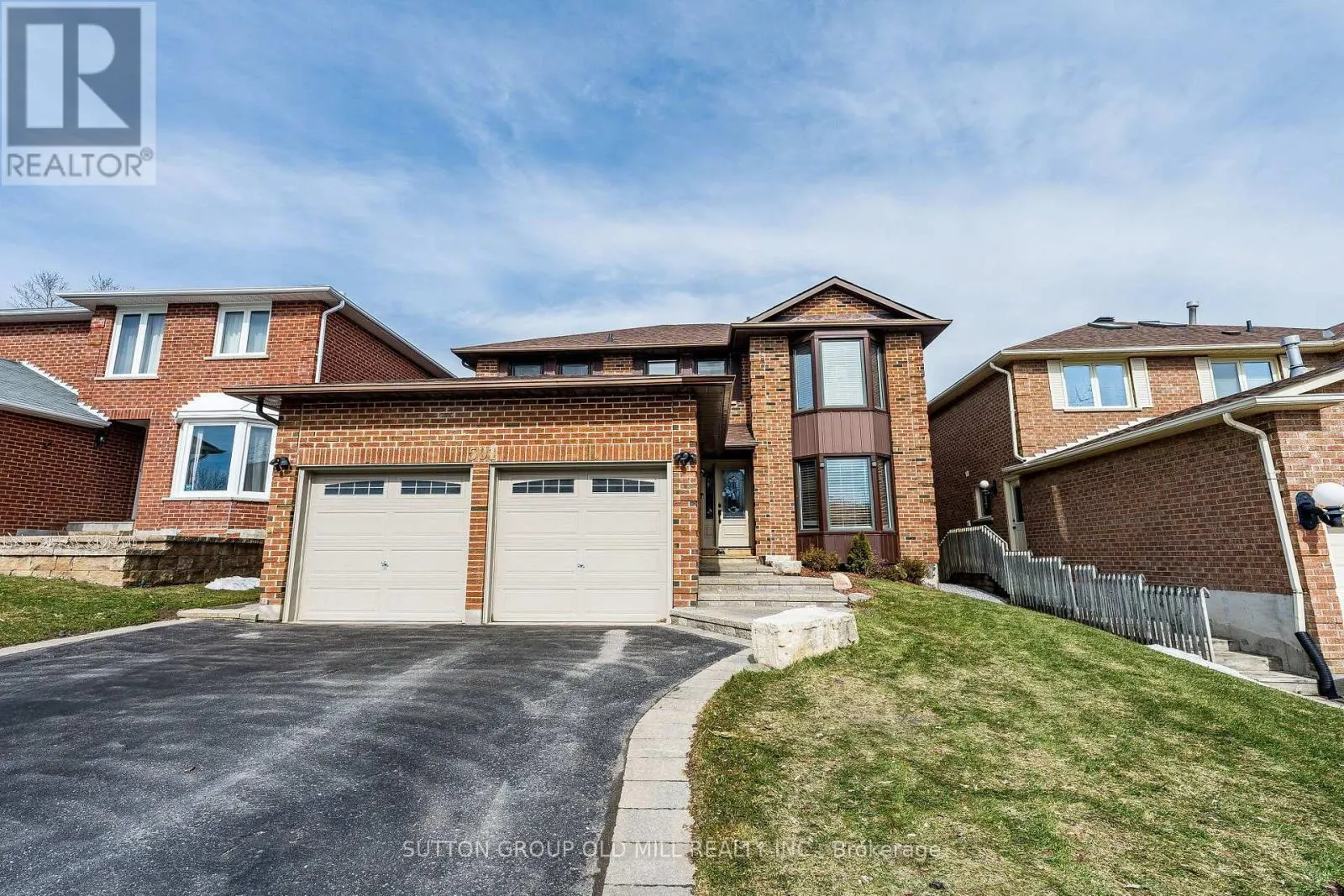 501 SUNDOWN CRESCENT