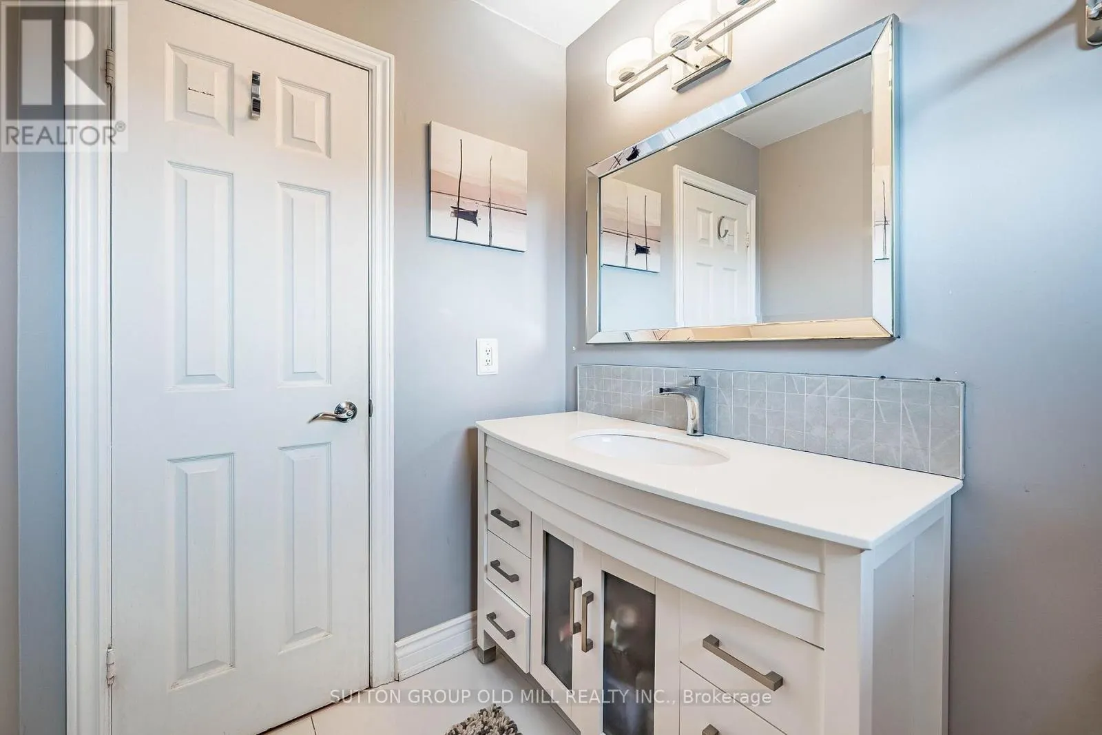 501 SUNDOWN CRESCENT