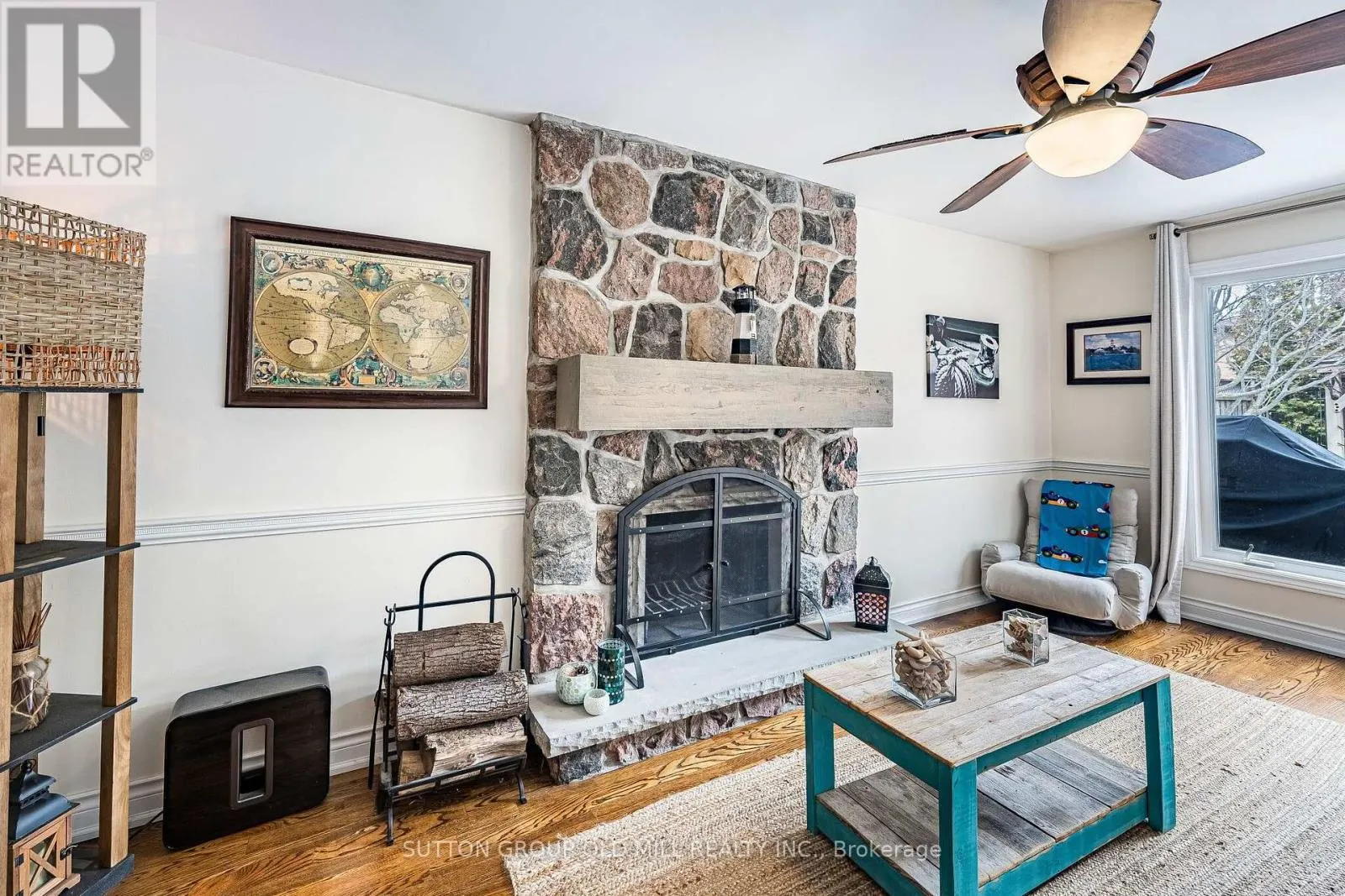 501 SUNDOWN CRESCENT