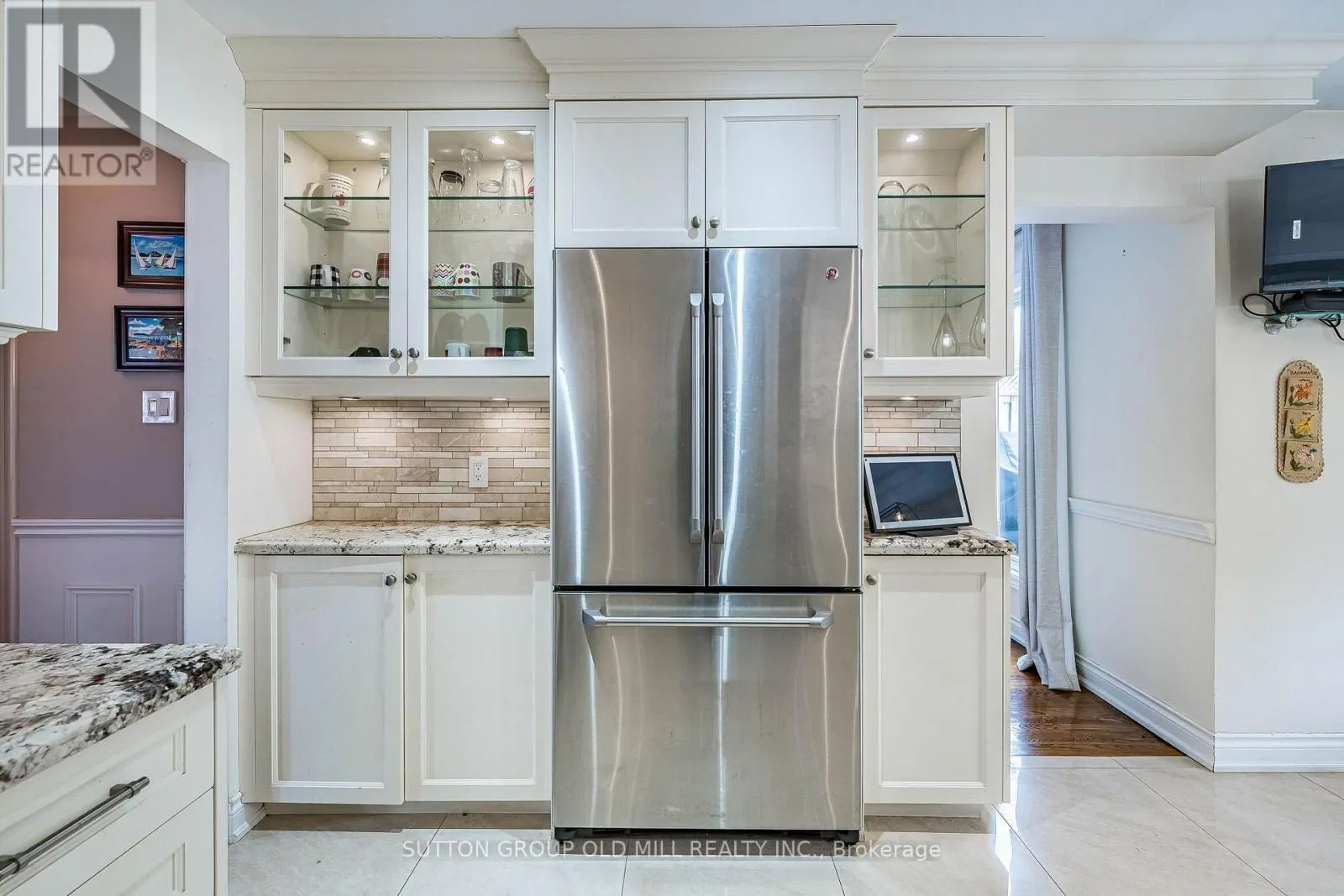 501 SUNDOWN CRESCENT