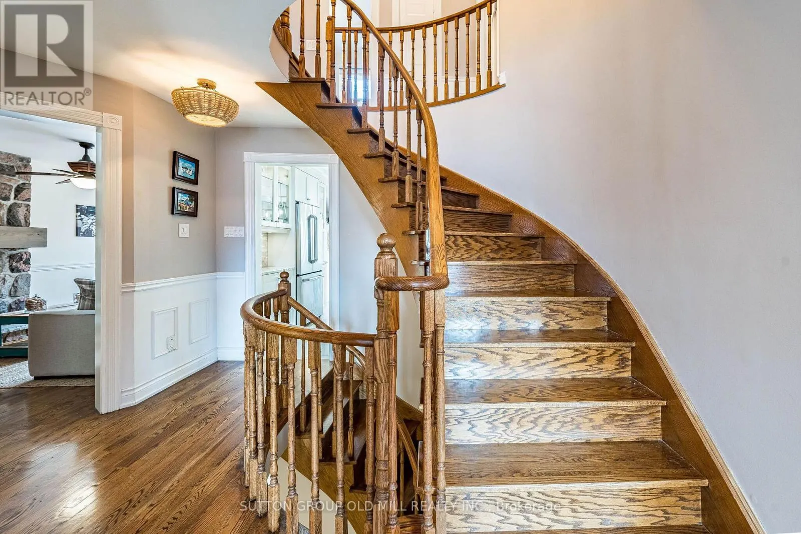 501 SUNDOWN CRESCENT