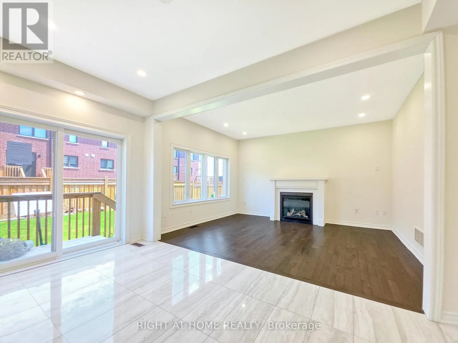 219 FLEETWOOD DRIVE