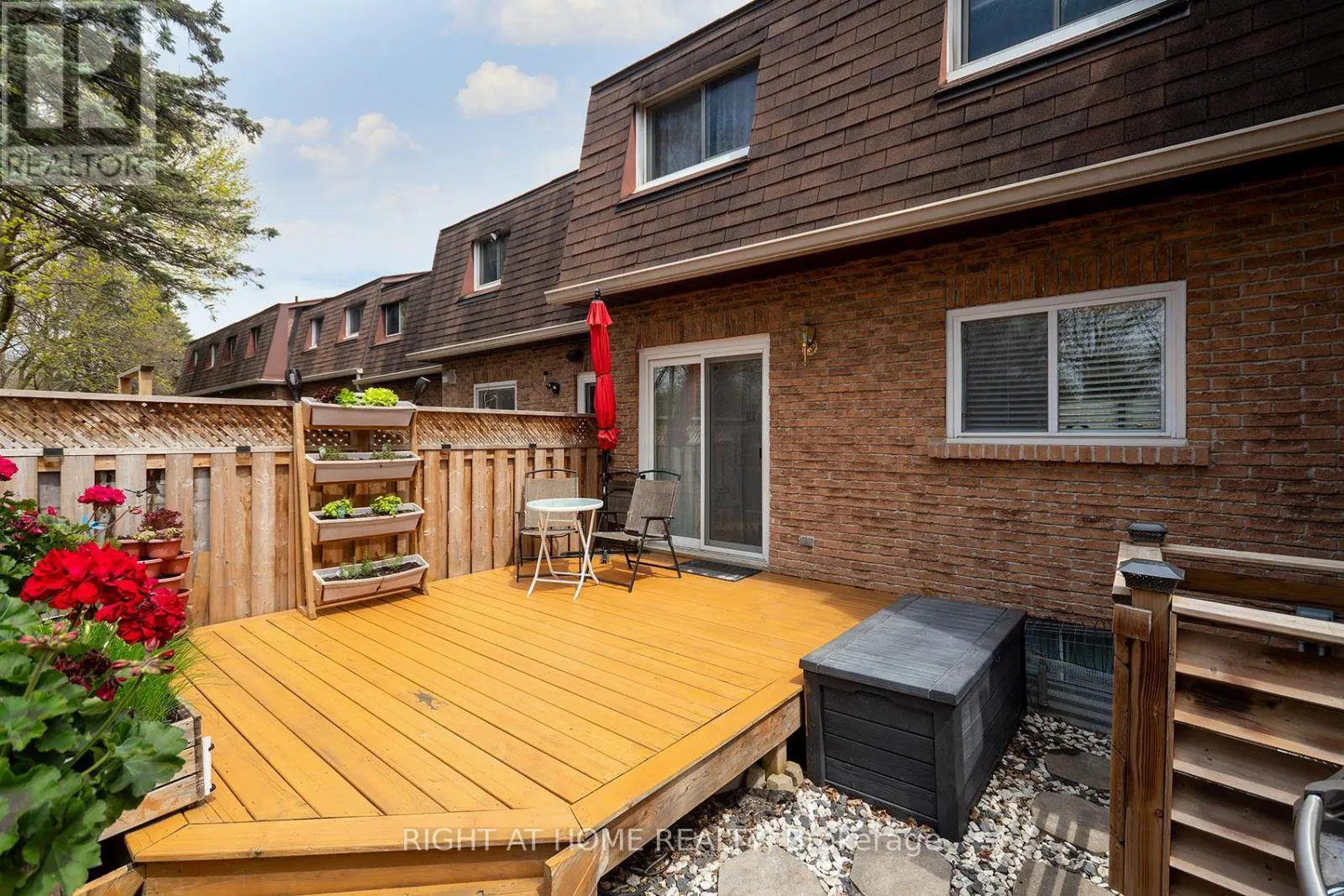 67 WILLOWS LANE