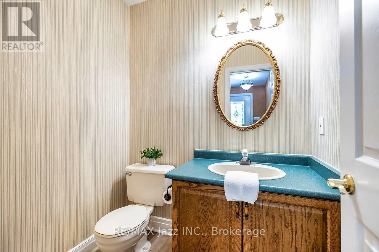 20 TIMBERLANE COURT