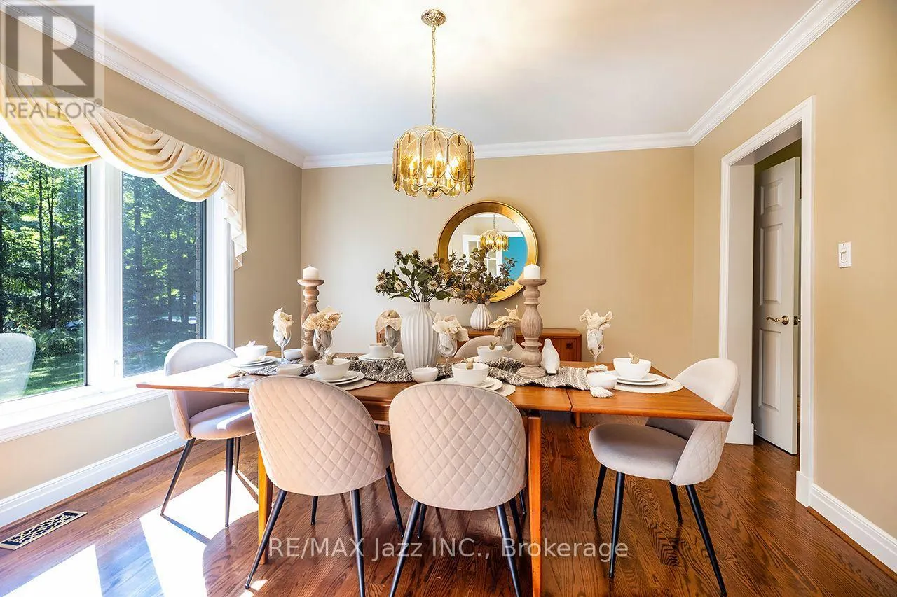 20 TIMBERLANE COURT