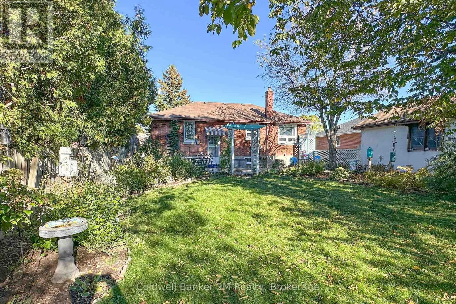 64 HARRIS AVENUE