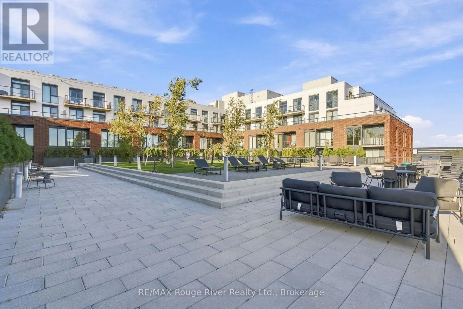 217 - 201 BROCK STREET S #217