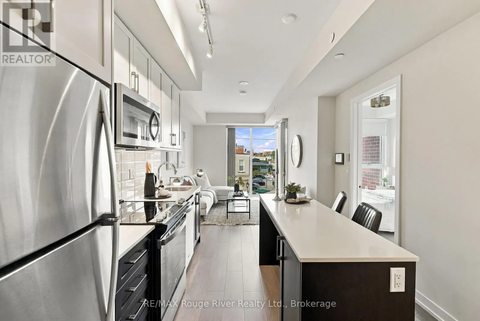 217 - 201 BROCK STREET S #217