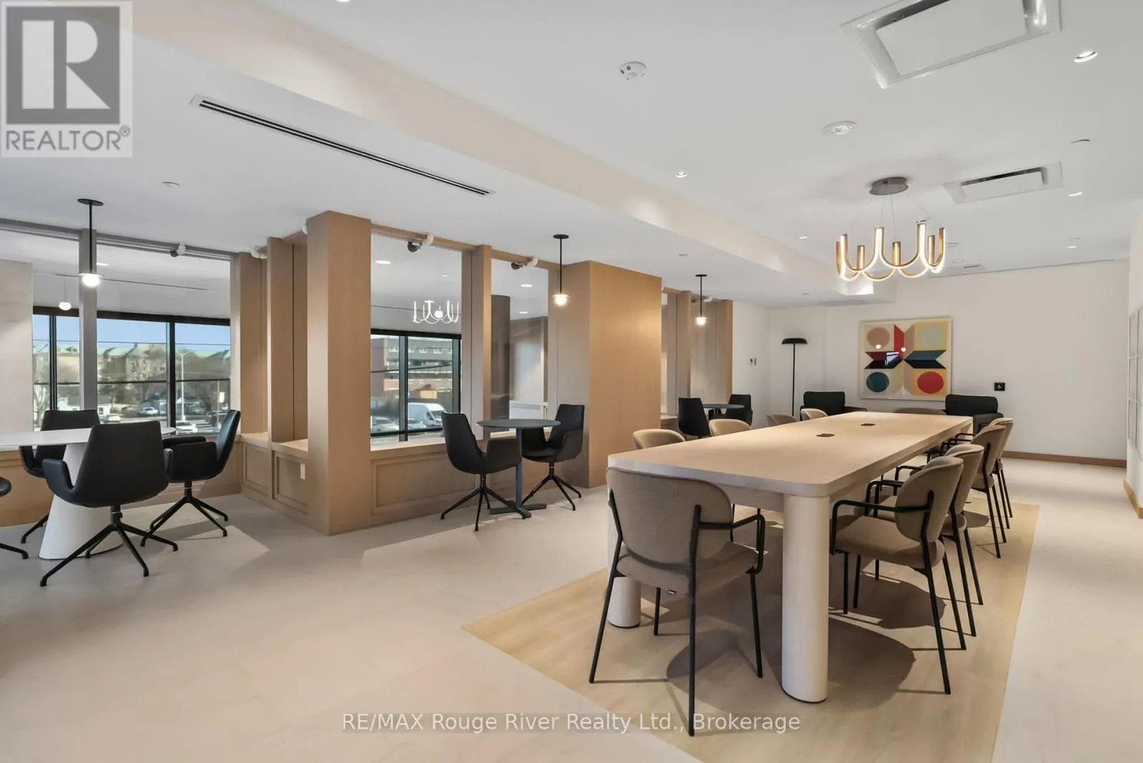 217 - 201 BROCK STREET S #217