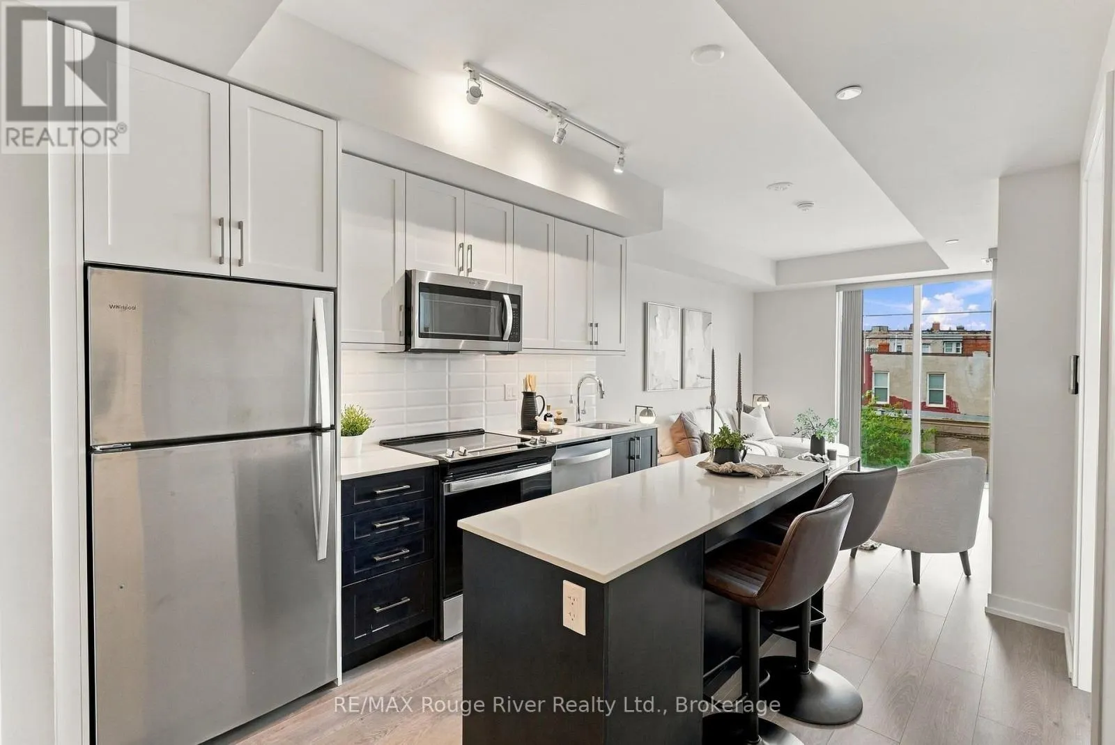 217 - 201 BROCK STREET S #217