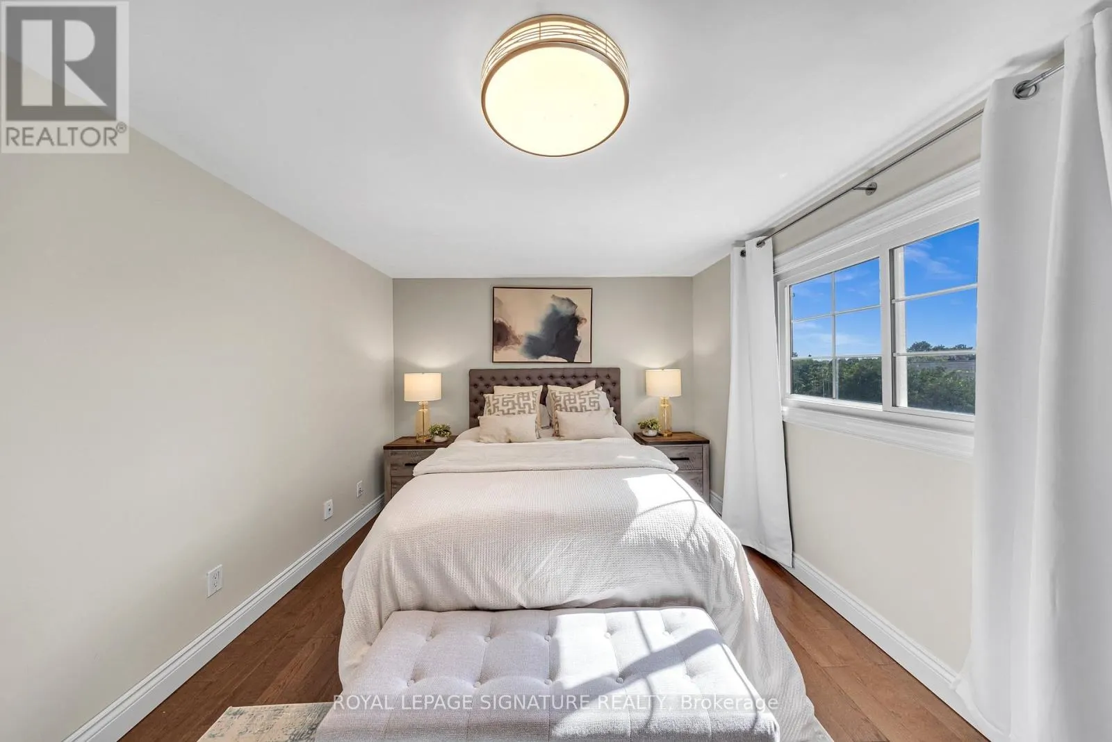 53 BANNER CRESCENT