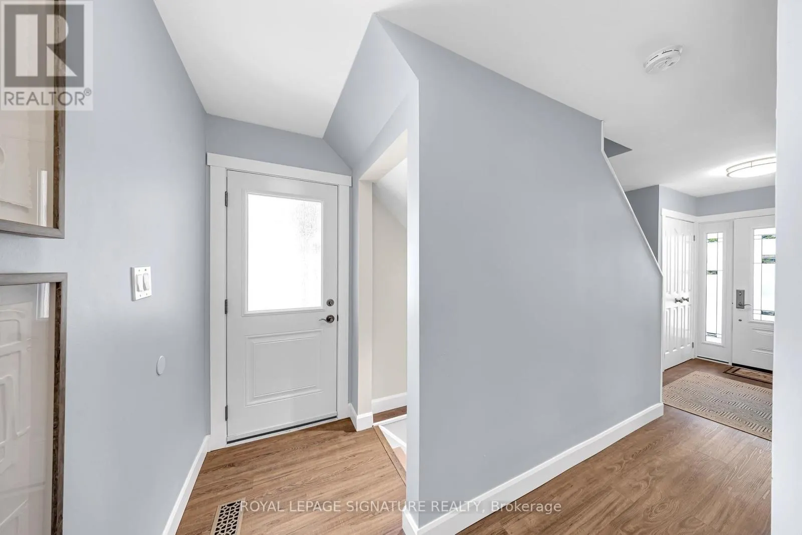 53 BANNER CRESCENT