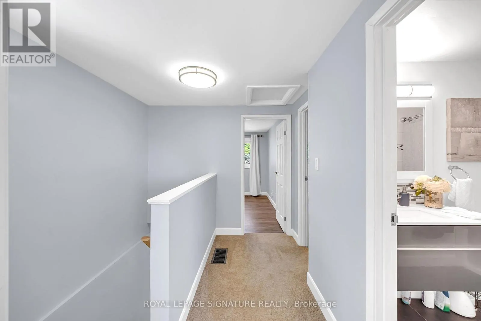 53 BANNER CRESCENT