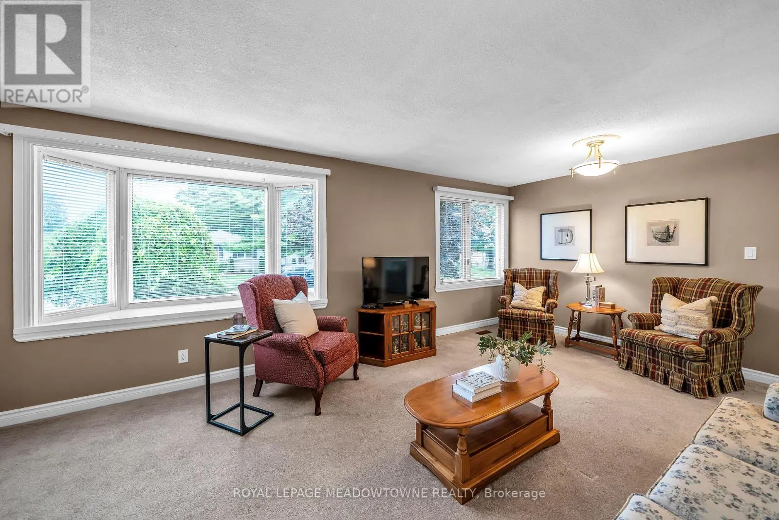 48 GARSIDE AVENUE