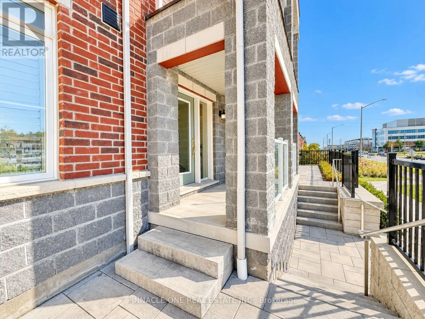 105 - 2540 WILLIAM JACKSON DRIVE