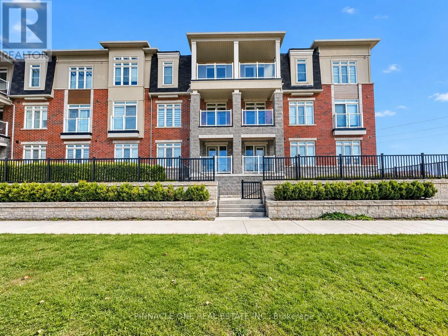 105 - 2540 WILLIAM JACKSON DRIVE