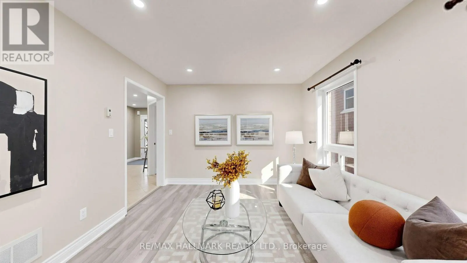 2279 HACKETT PLACE