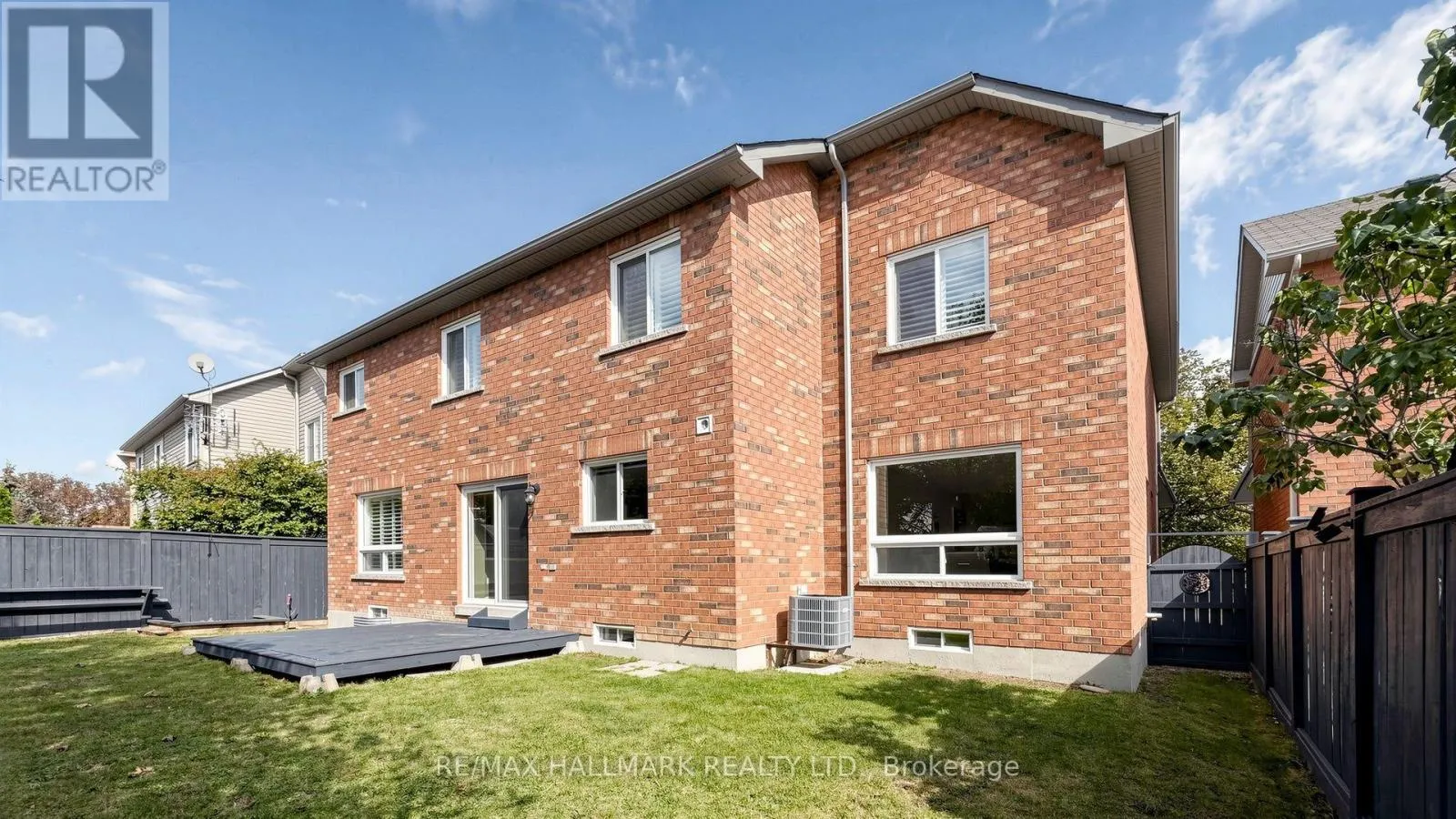 2279 HACKETT PLACE