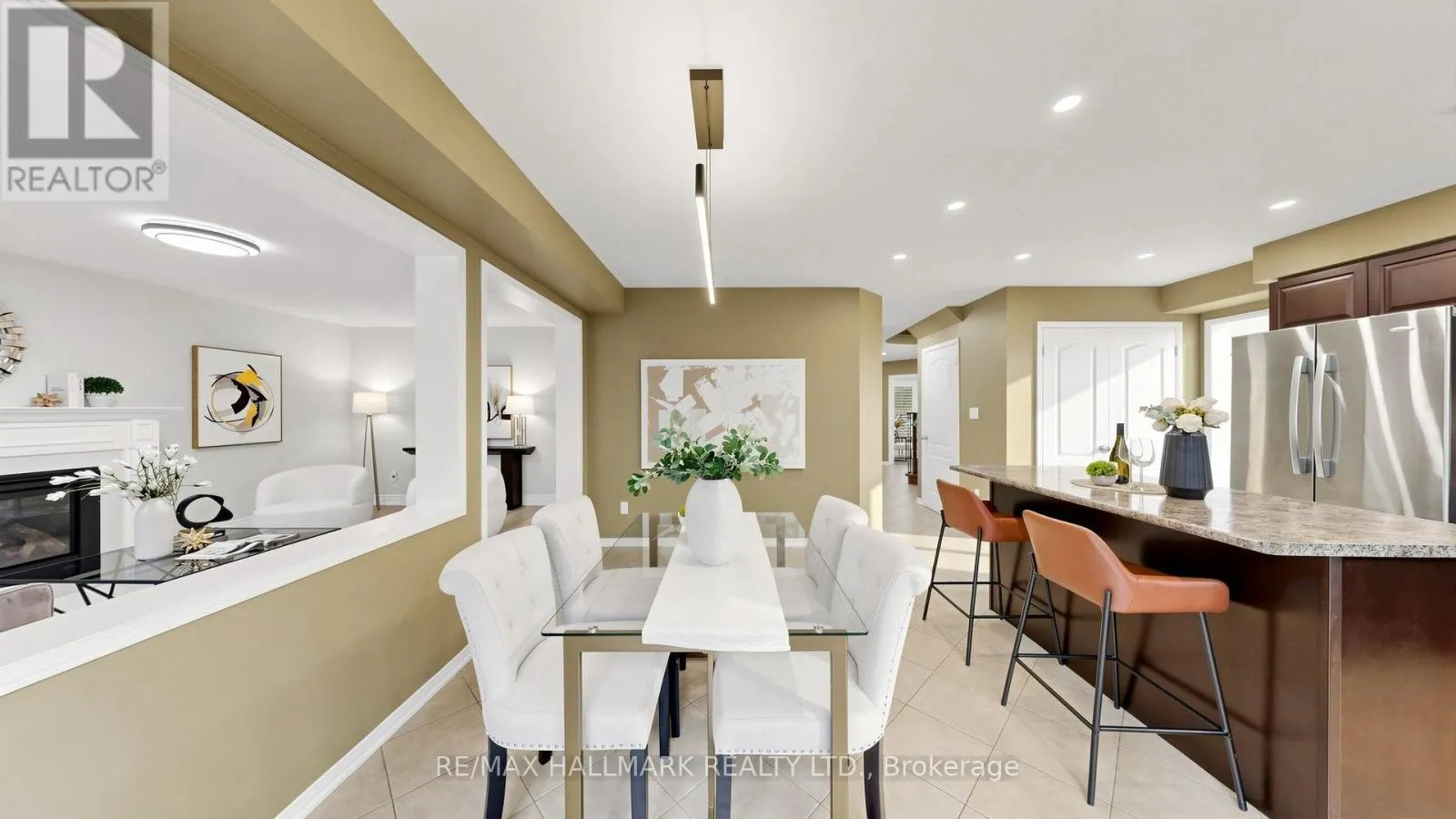 2279 HACKETT PLACE