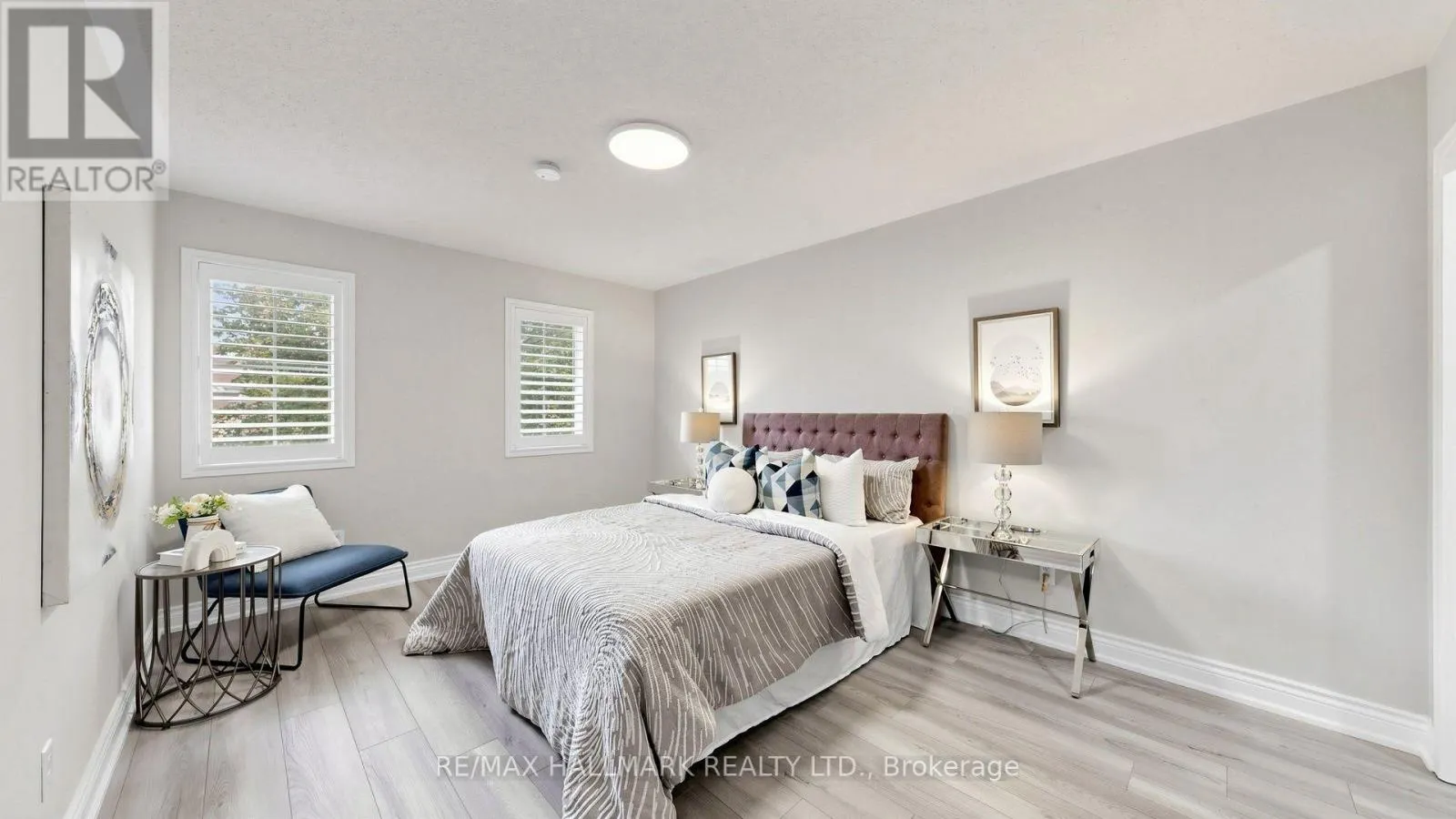 2279 HACKETT PLACE