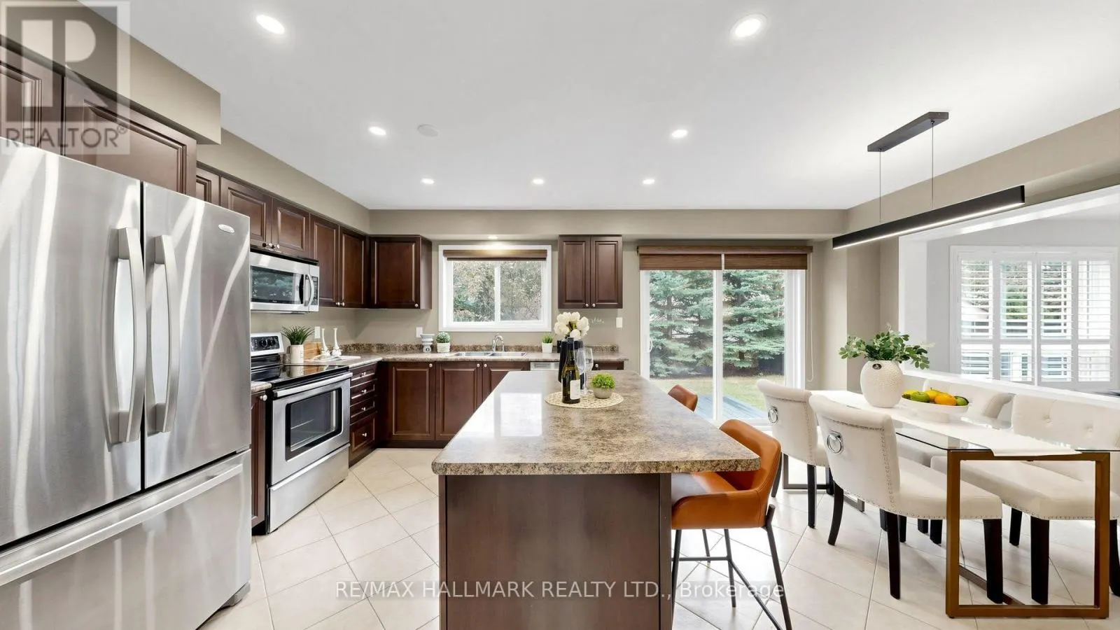 2279 HACKETT PLACE