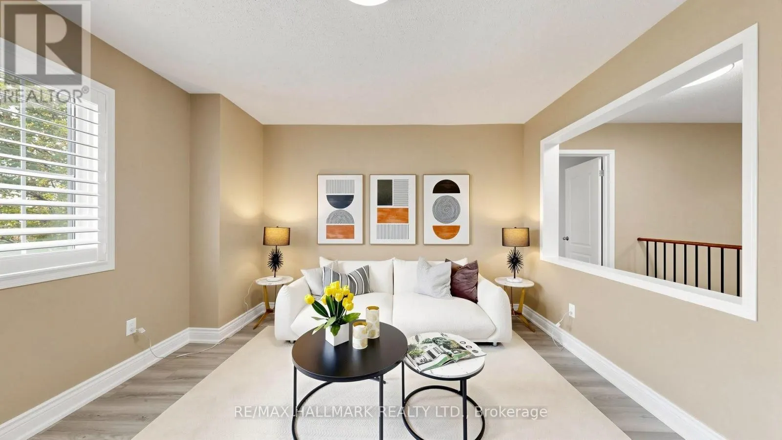 2279 HACKETT PLACE